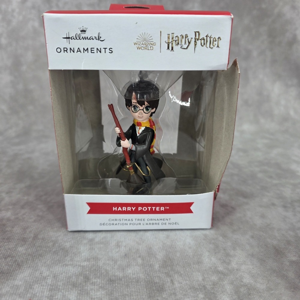 Hallmark Wizarding World Of Harry Potter, Quiddich Ornament Christmas